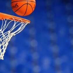 Новости баскетбола в России сегодня, 24 февраля: Баскетболисты «Клипперс» победили «Юту» в чемпионате НБА