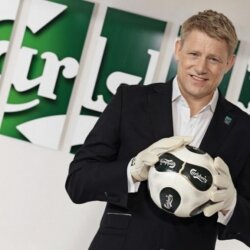 Петер Шмейхель будет послом бренда Carlsberg во время Евро-2012.
