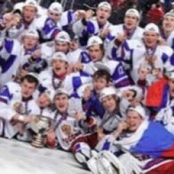 Российских чемпионов мира по хоккею встретили в Москве