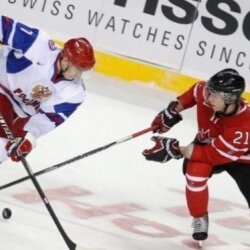 Сборная России по хоккею уступила Канаде
