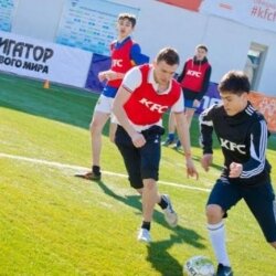 Стартовал новый сезон Чемпионата KFC по мини-футболу Стартовал третий
